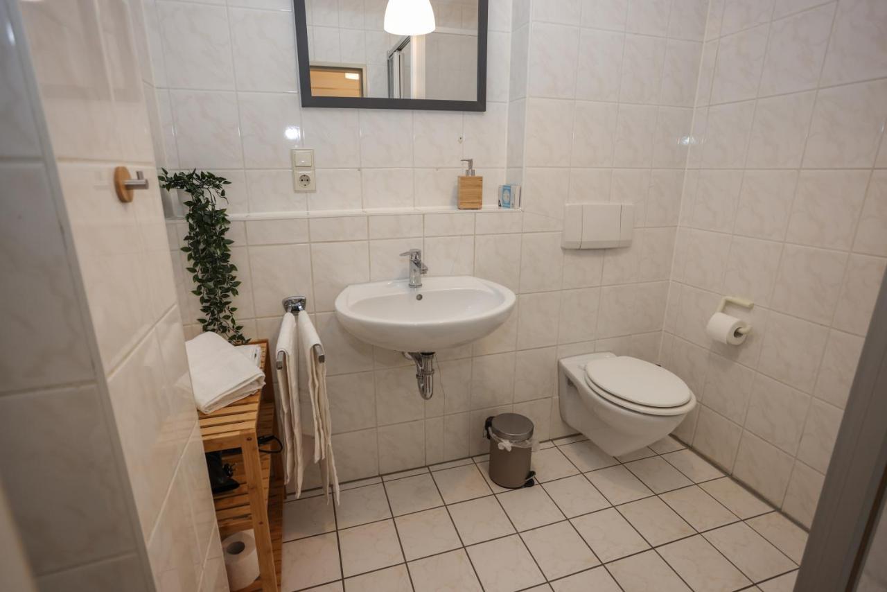 Fullhouse - - K70 - Elevator - Balcony - Smarttv *